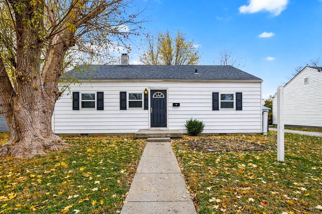 Photo - 2343 St Peter St House