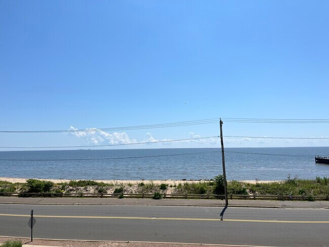 Foto del edificio - 343 Beach St