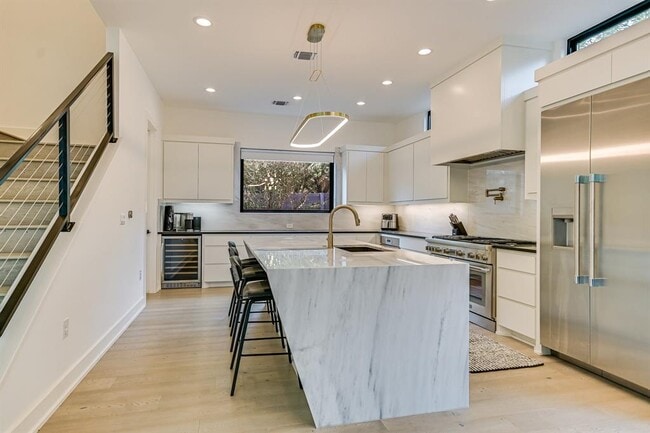 Foto del edificio - 2015 De Verne St