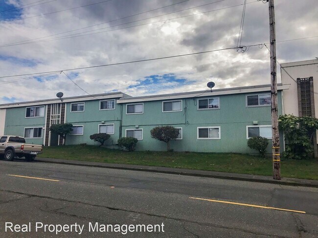 Building Photo - 230 E Wabash Ave