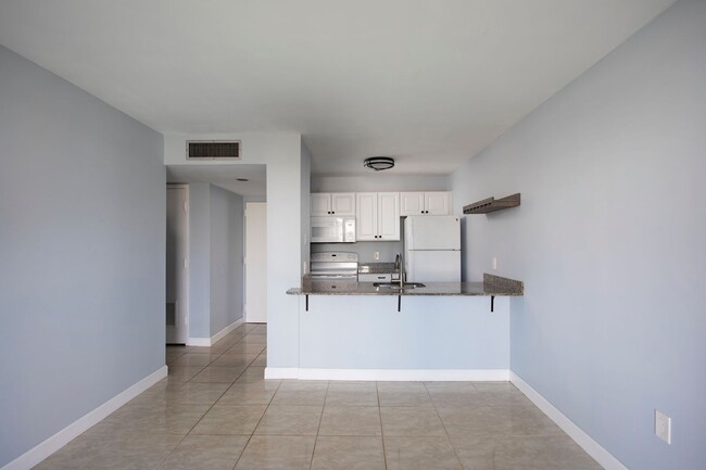 Foto del edificio - One Bedroom Apartment in Santa Clara