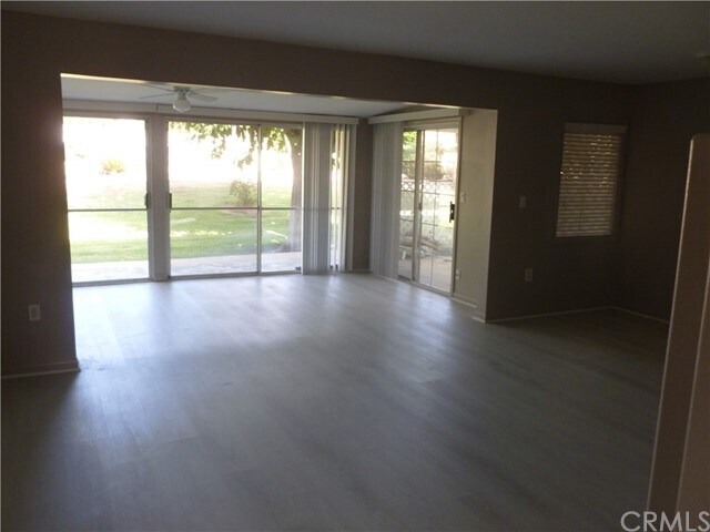 Foto del edificio - 28230 Northwood Dr