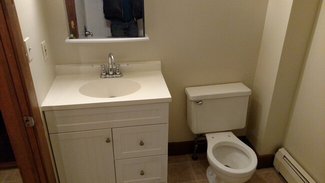 Bathroom - 67 Pine St