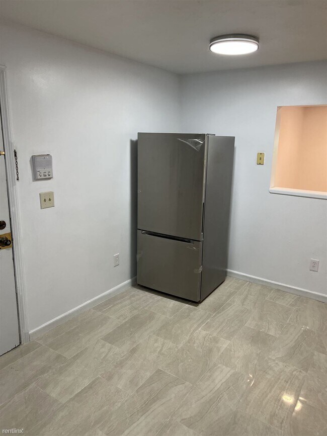 Foto del edificio - 2 br, 1 bath Condo - 4 Park Avenue Pl