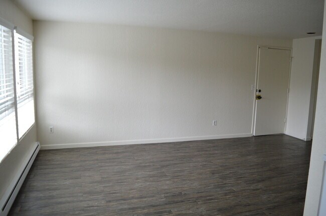 Foto del edificio - 9724 6th Ave NW