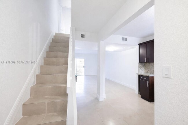 Foto del edificio - 2740 W 76th St