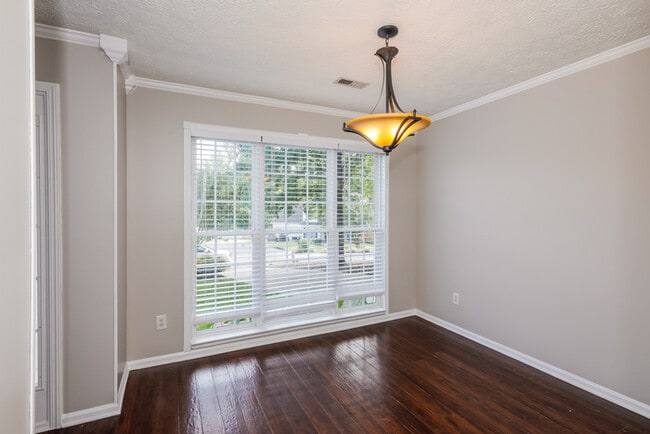 Foto del edificio - 2805 Churn Ct