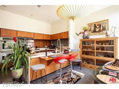 Building Photo - 1067 Angelo Dr