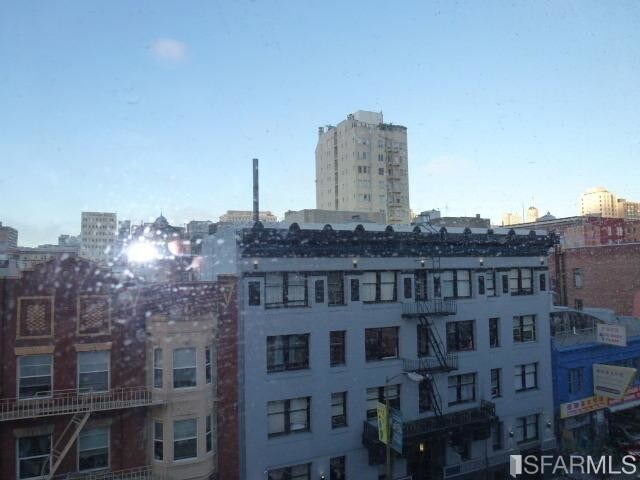 Building Photo - 765 O'Farrell St