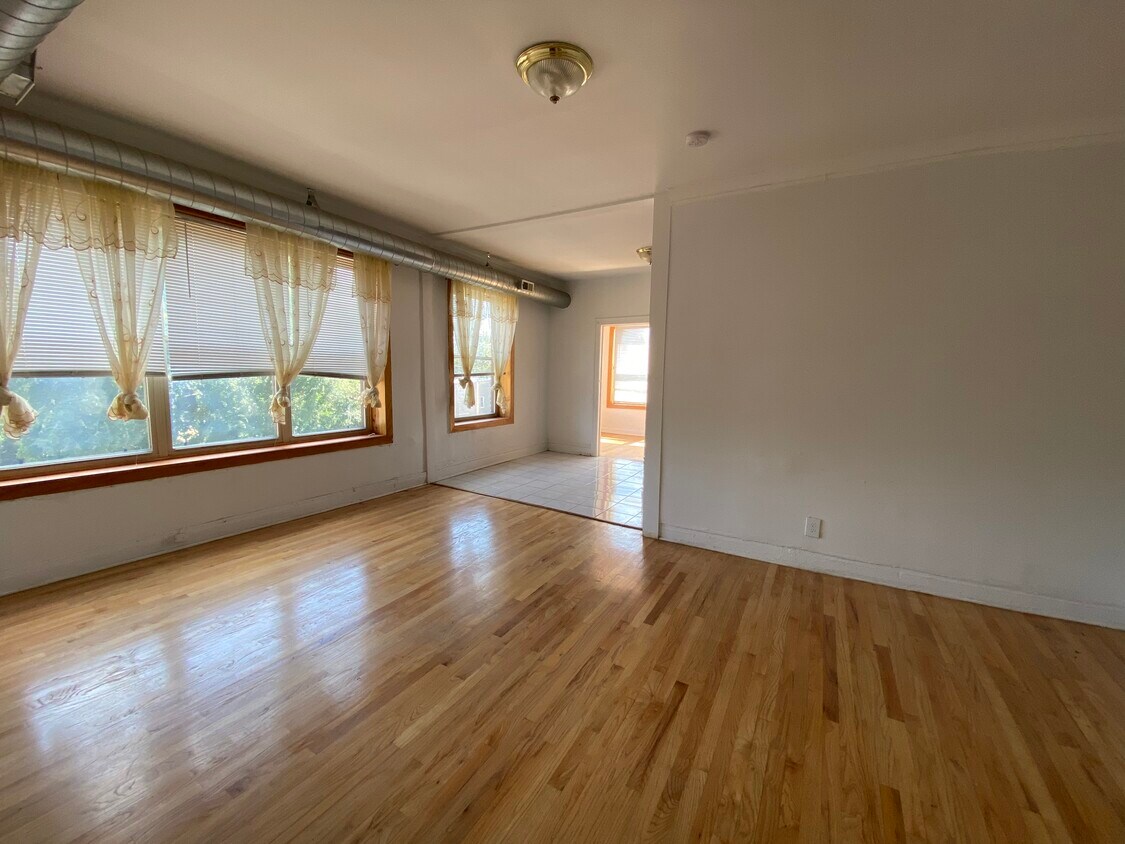 Foto del edificio - 3429 W Hirsch St