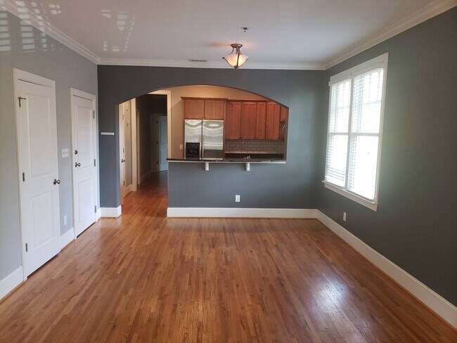 Building Photo - 1429 Pecan Ave