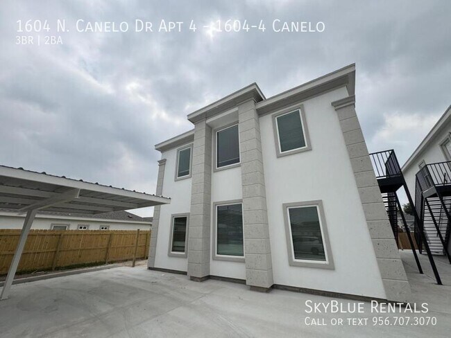 Building Photo - 1604 Canelo Dr