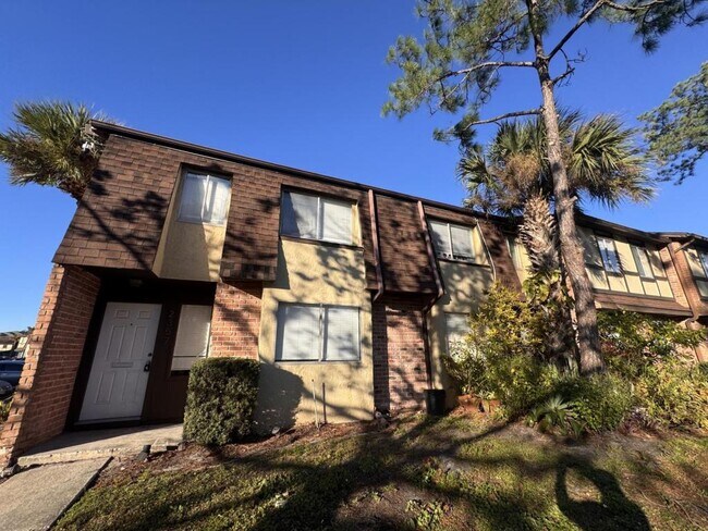 Photo - 2357 Tom Jones St House