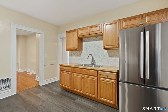 Building Photo - 128 Campbell Ave