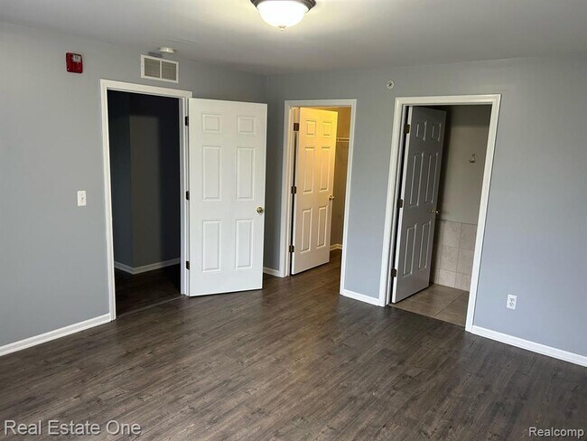 Foto del edificio - 12101 Hidden View Ct