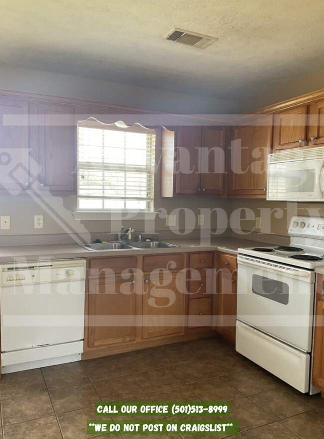 Foto del edificio - 900 Brownstone Dr