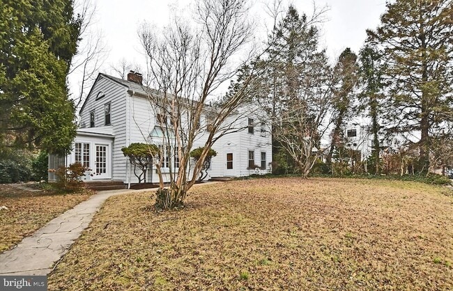 Photo - 4509 Ellicott St NW House