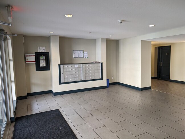 Photo du bâtiment - 45561 Yale Rd