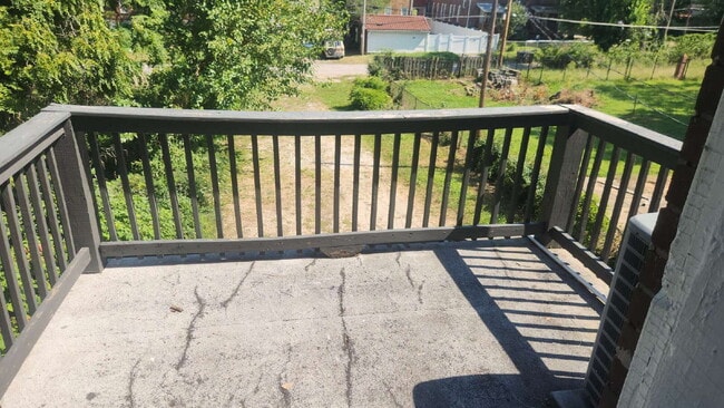 Foto del edificio - "Cozy 2-Bedroom Duplex in the Heart of St....