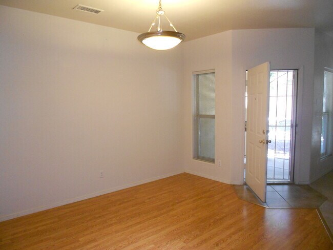 Foto del edificio - 3063 Southern Blvd SE