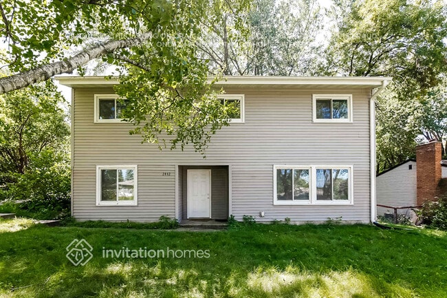 Building Photo - 2442 Jansen Ave