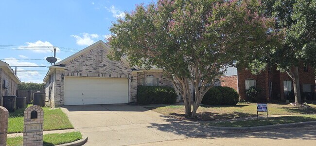 Foto del edificio - Beautifully Updated Arlington Home with Po...