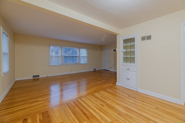 Foto del edificio - 5064 N Bay Ridge Ave