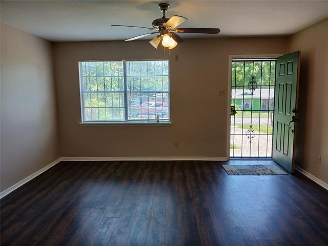 Building Photo - 2557 Talco Dr