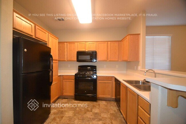 Foto del edificio - 8840 Crooked Shell Ave