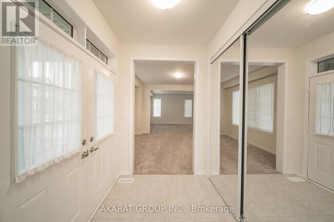 Building Photo - 21 Legacy Ln