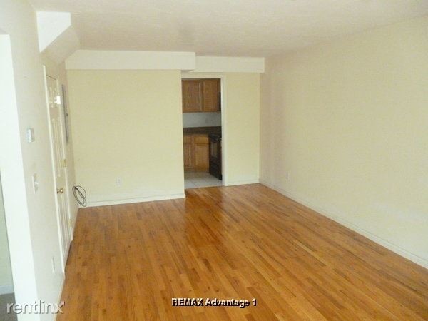 Building Photo - 3 br, 2 bath House - 525 Water St