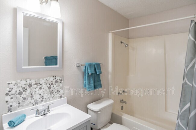 Foto del edificio - 925 W 29th St S