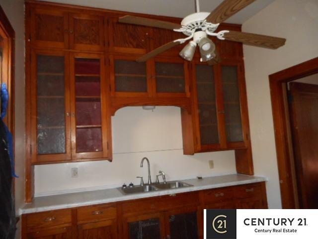 Building Photo - 2923 Castelar St