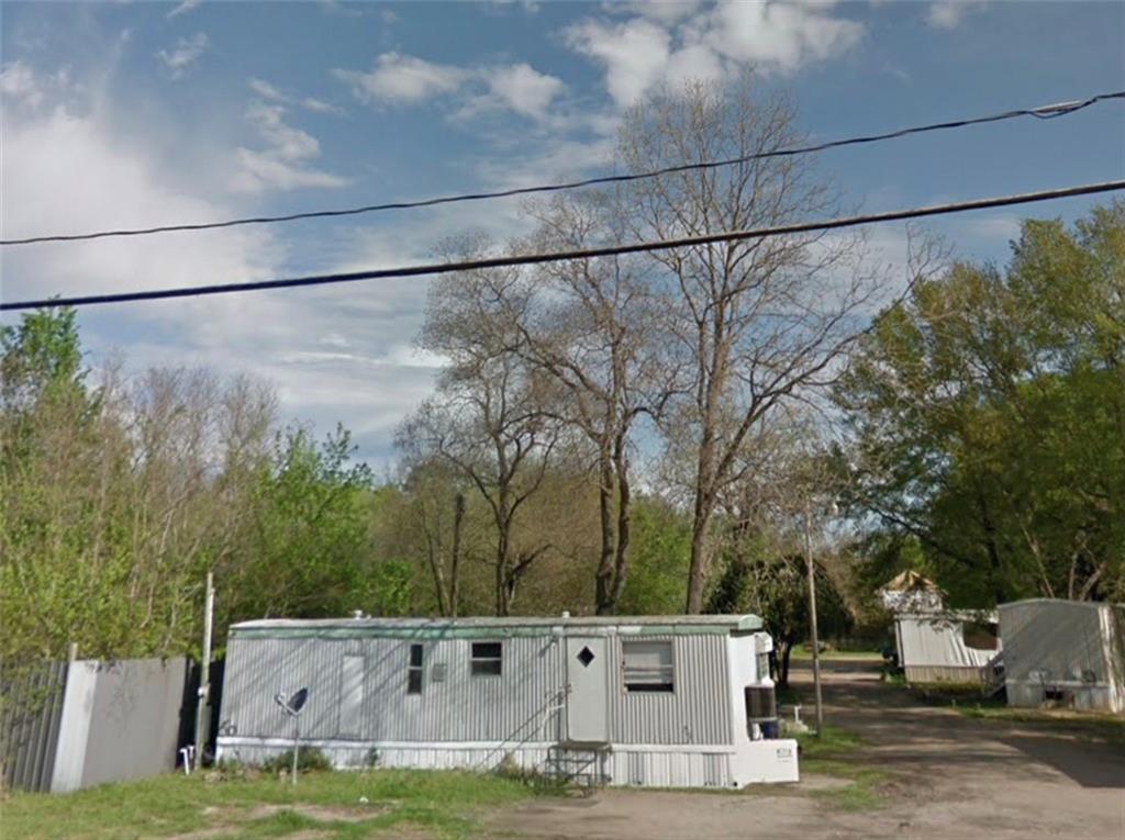 Building Photo - 4430 Greenwood Rd
