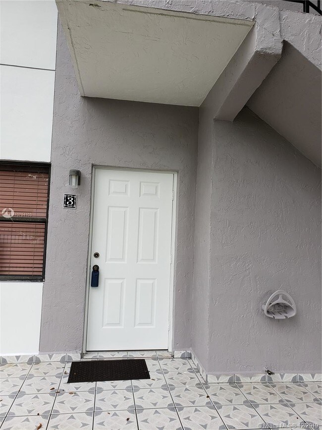 Building Photo - 13360 SW 17th Ln
