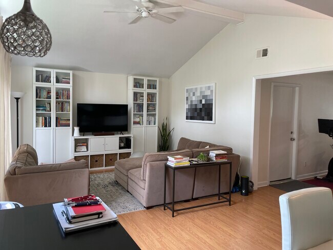Foto del edificio - 4706 E Dartmouth Ave