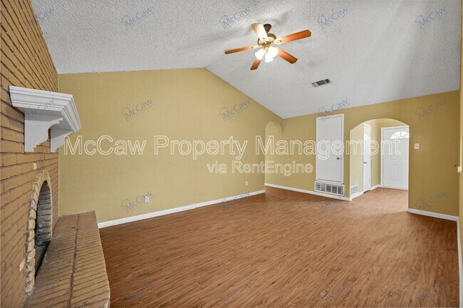Foto del edificio - 207 Evelyn St