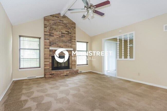 Foto del edificio - 3 Bedroom Pet-Friendly Home in Grandview, ...