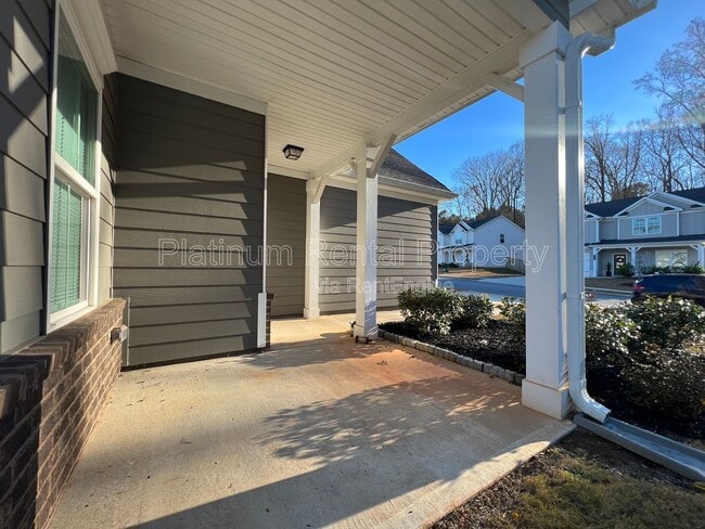 Building Photo - 244 Stonecreek Bnd