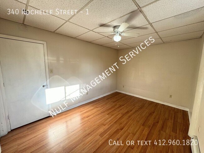 Foto del edificio - 340 Rochelle St
