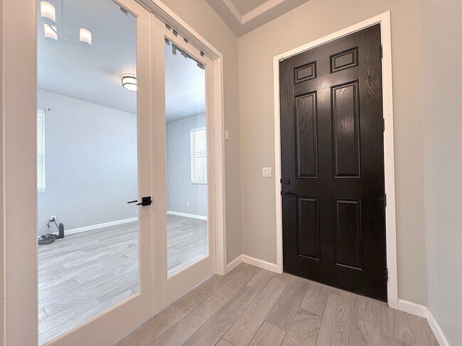 Foto del edificio - East El Paso 4 bed Refrig A/C!