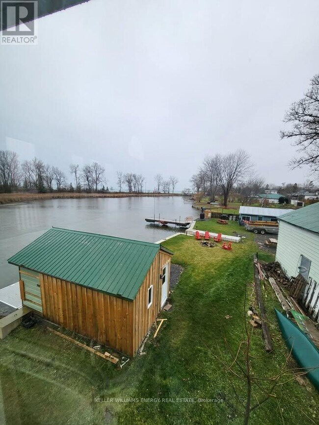 Building Photo - 153 Wellington Main St