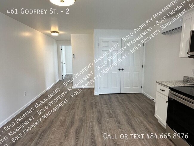 Foto del edificio - 461 Godfrey St