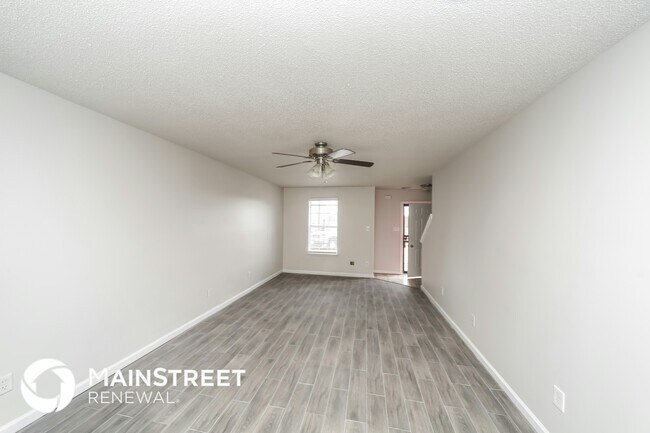 Foto del edificio - 4560 Cedar Ridge Cove