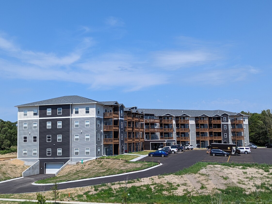 Building Photo - 10th Avenue Apartments