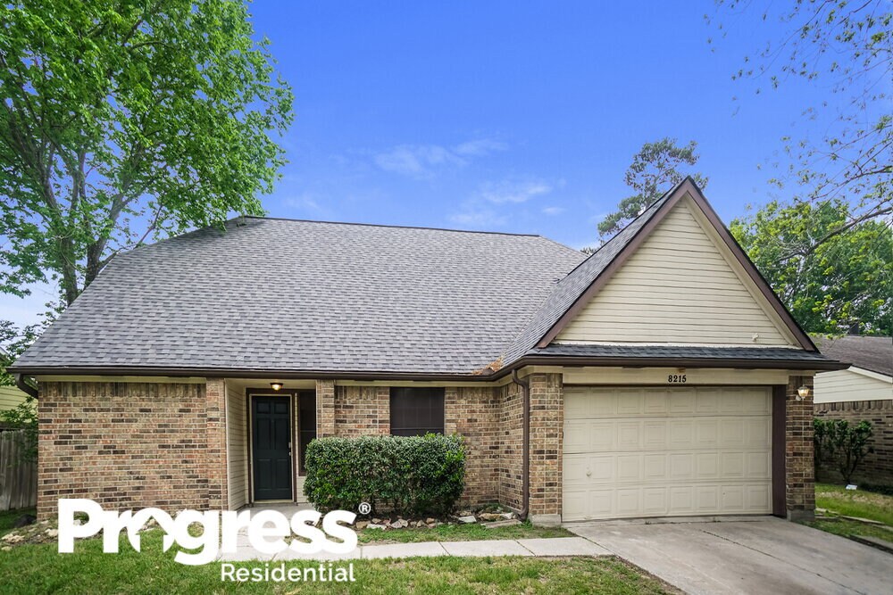 Foto principal - 8215 Burnt Ash Dr