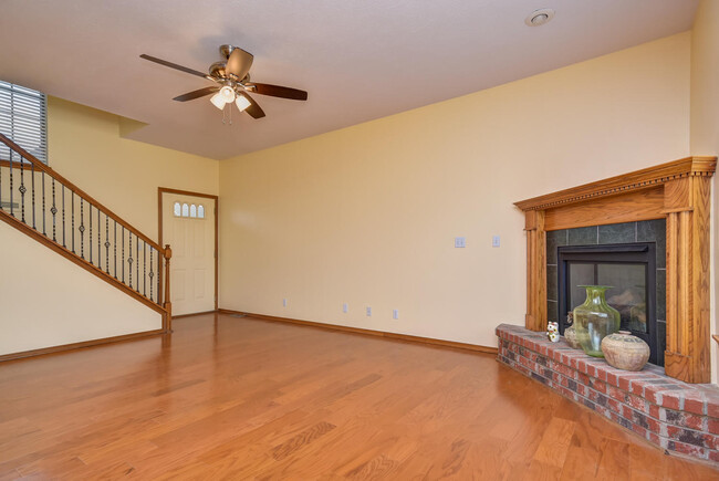 Foto del edificio - 2327 W Chesterfield St