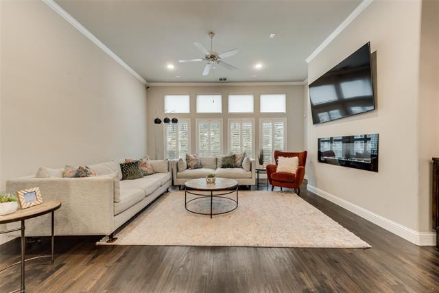 Foto del edificio - 4244 Colton Dr