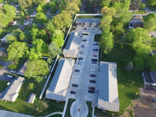 Building Photo - 1401 Poplar St