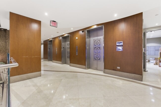 Foto del edificio - 811 4th St NW